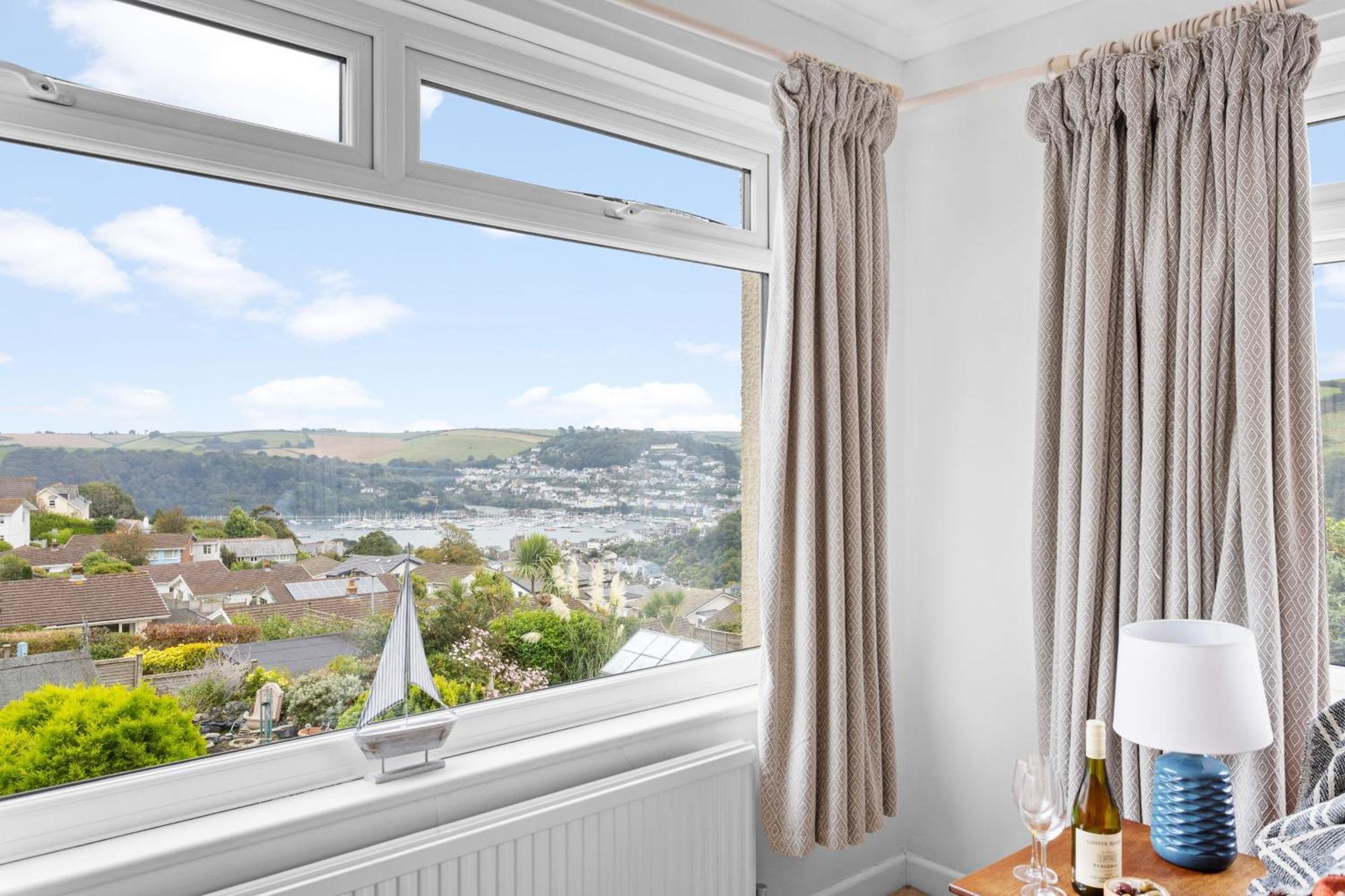 15 Churchfields - Bungalow With Estuary Views And Parking Dartmouth Exteriér fotografie