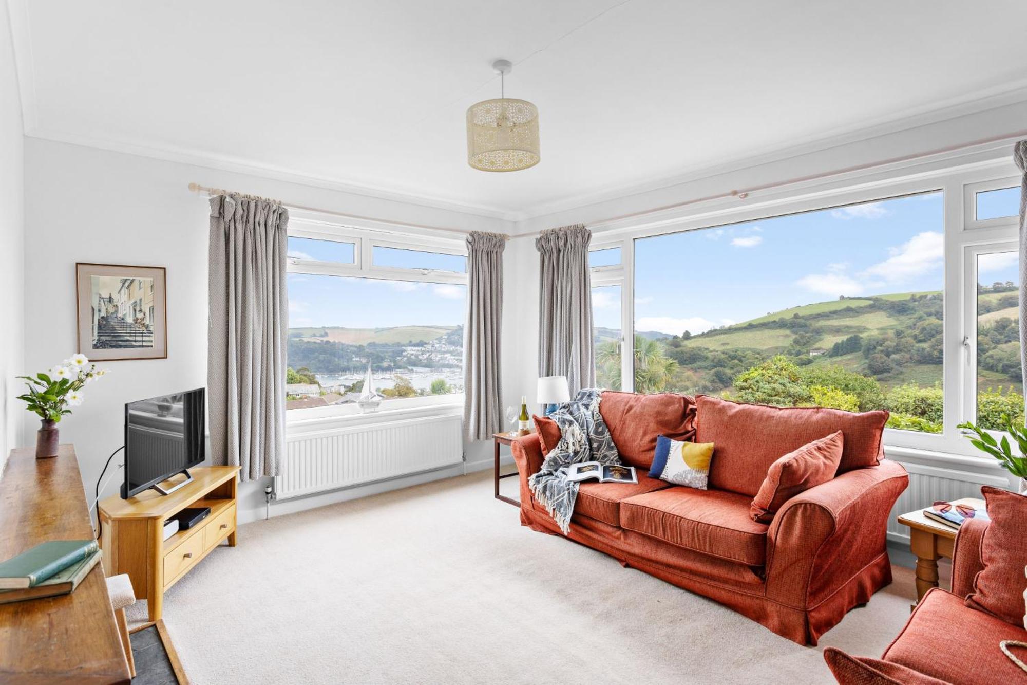15 Churchfields - Bungalow With Estuary Views And Parking Dartmouth Exteriér fotografie